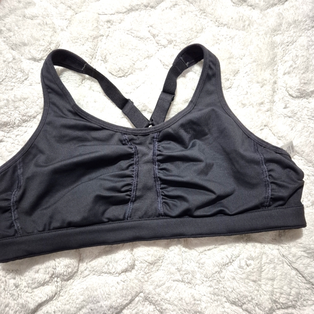 Athleta Dark Gray Sports Bra with Seamless Support..Size:38B